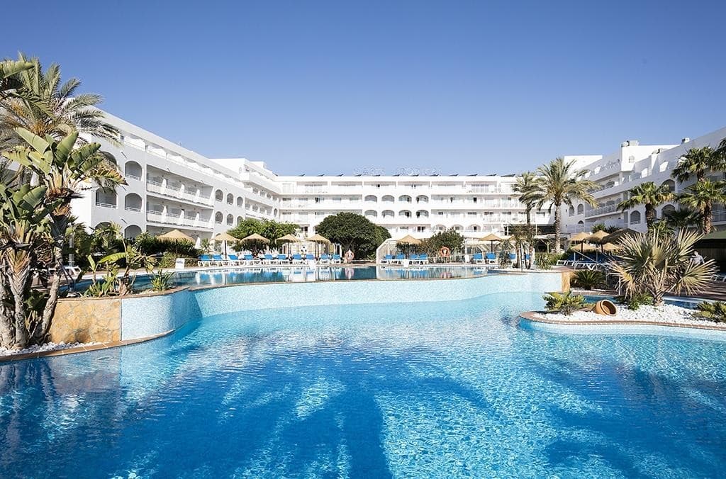 Best Oasis Tropical