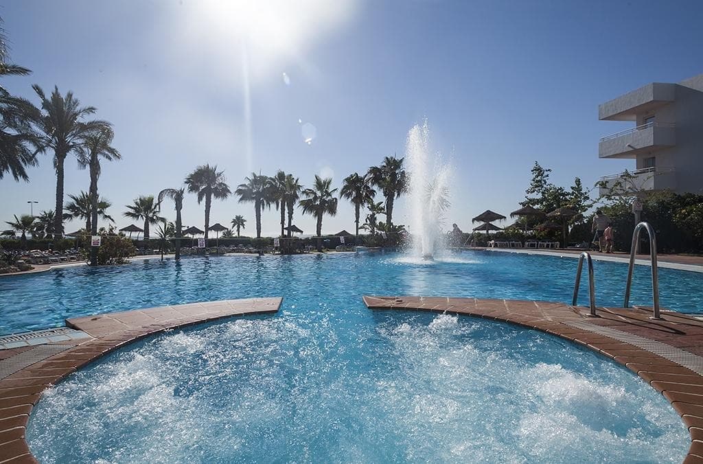 Best Oasis Tropical