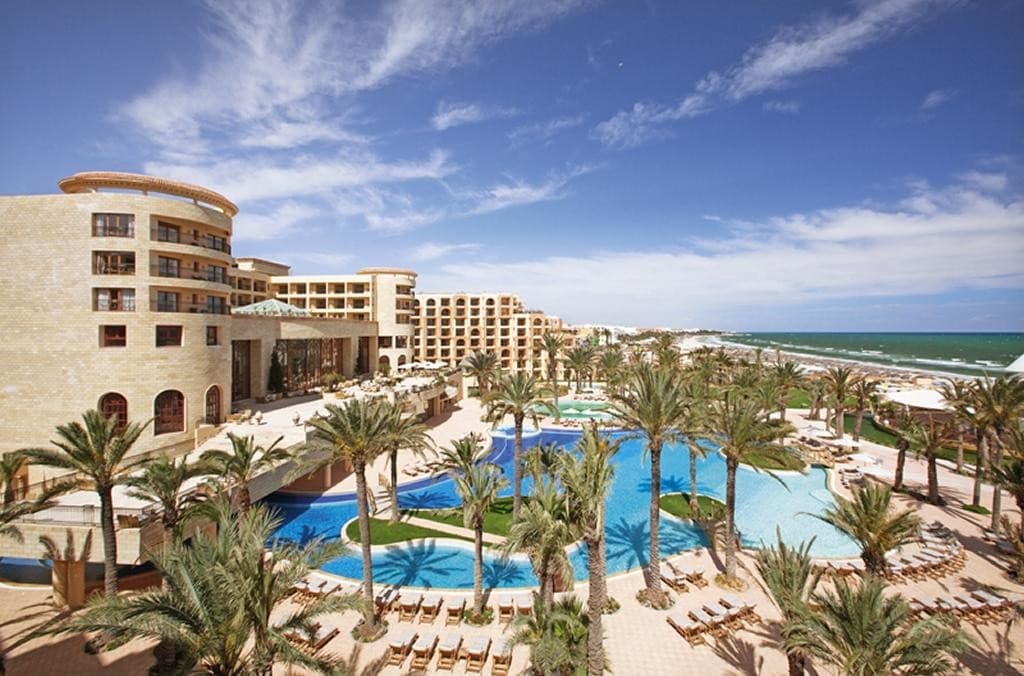 Mövenpick Resort & Marine Spa