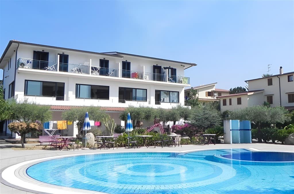 Hotel s bazénom