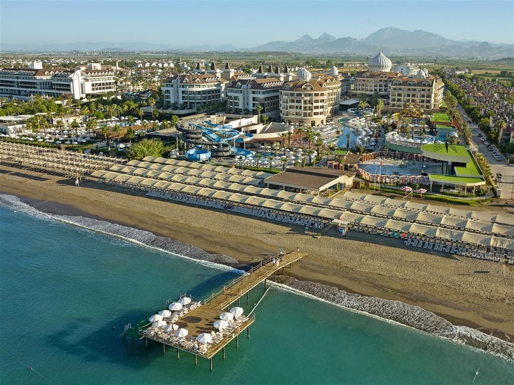 Kirman Belazur Resort & Spa