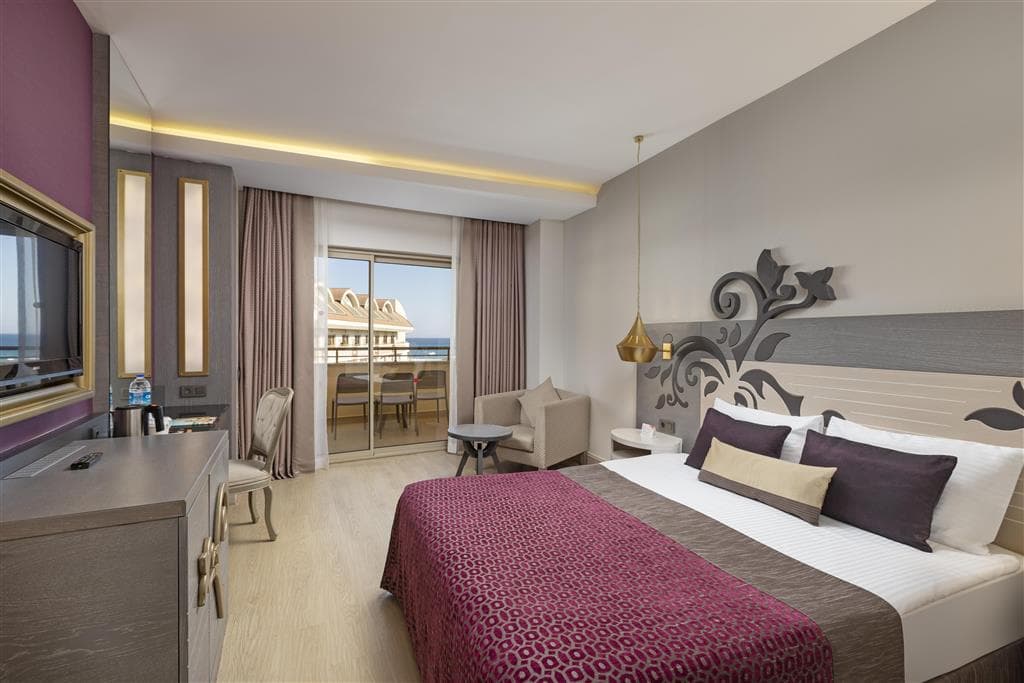 Kirman Belazur Resort & Spa