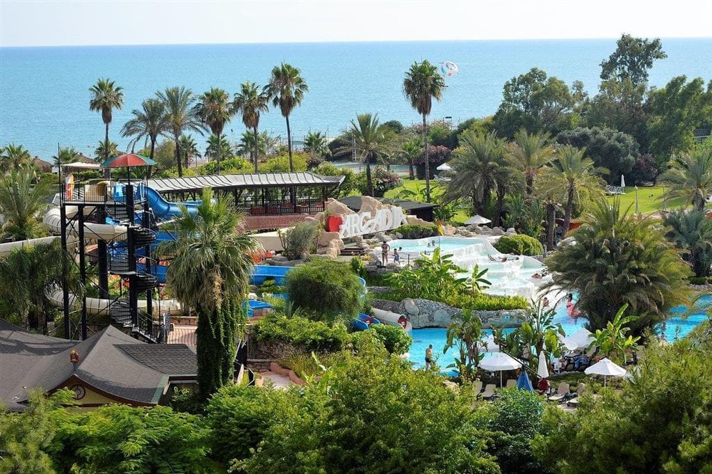 Limak Arcadia Sport Resort