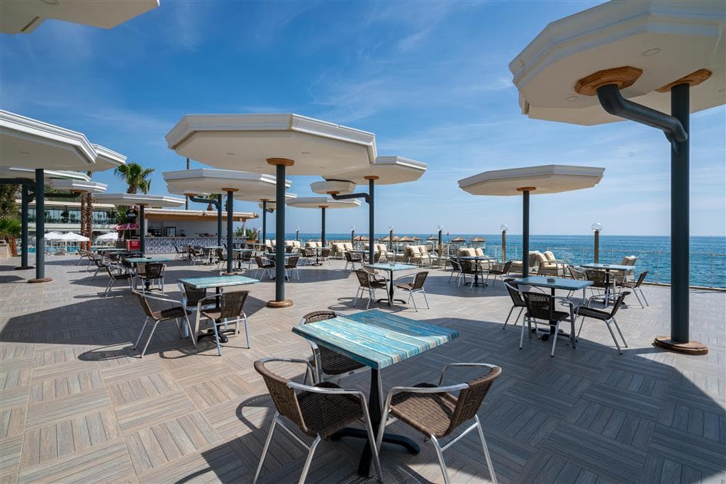 Aria Resort & Spa