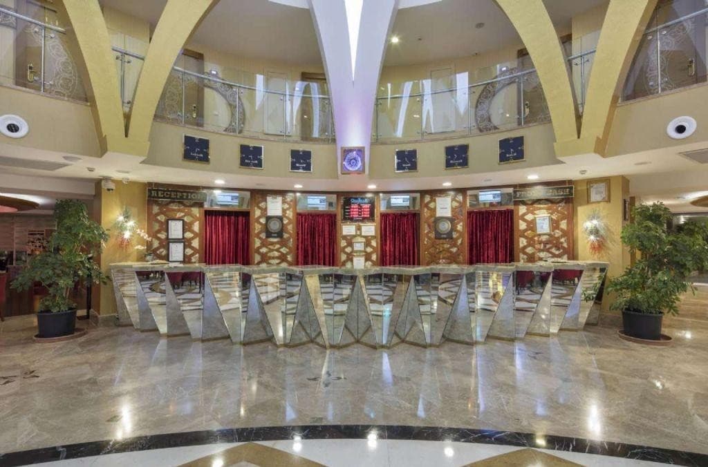 Granada Luxury Resort