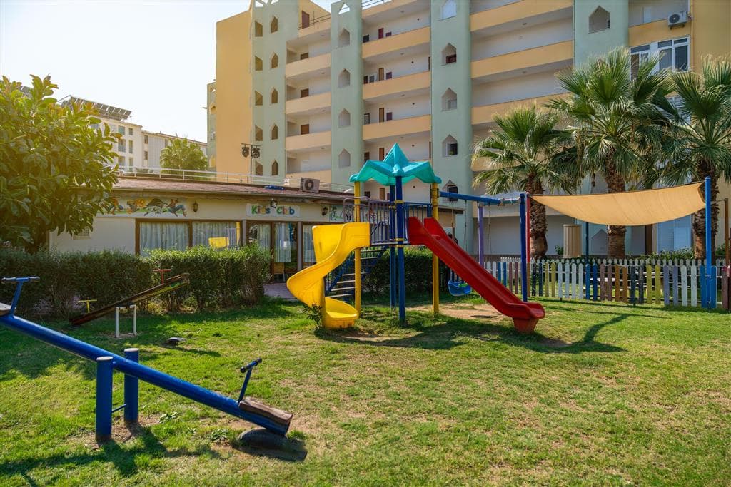 Villa Sunflower Beach (ex. Titan Garden)
