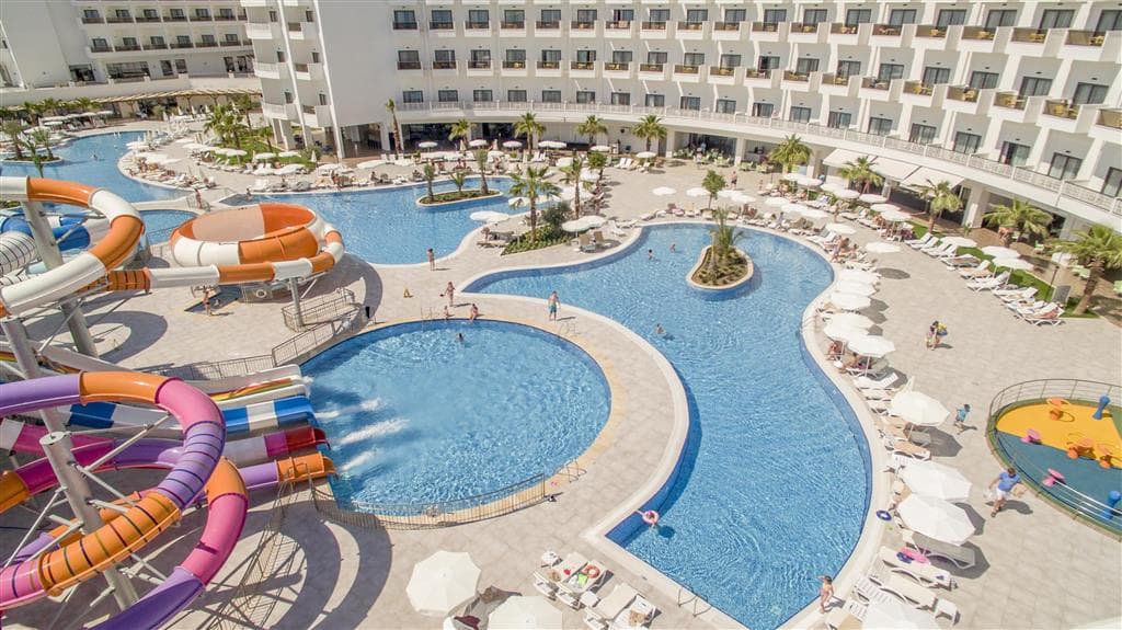 Calido Maris Beach Resort