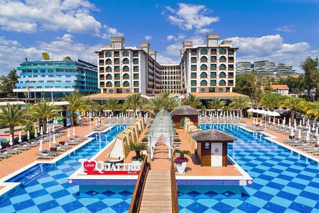 Quattro Beach Spa & Resort