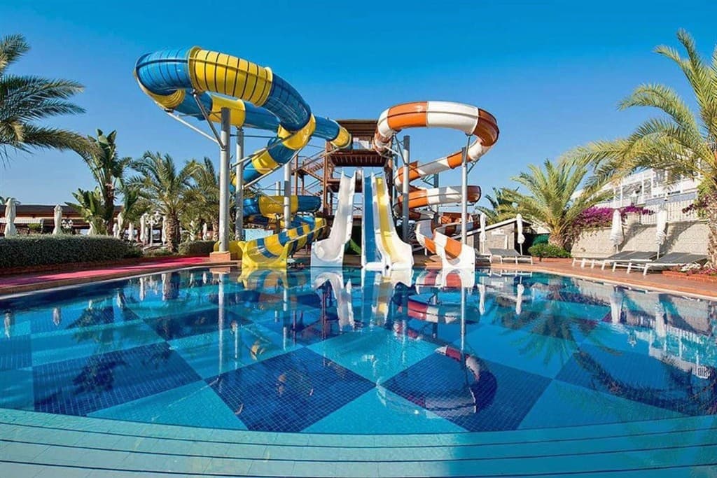Quattro Beach Spa & Resort