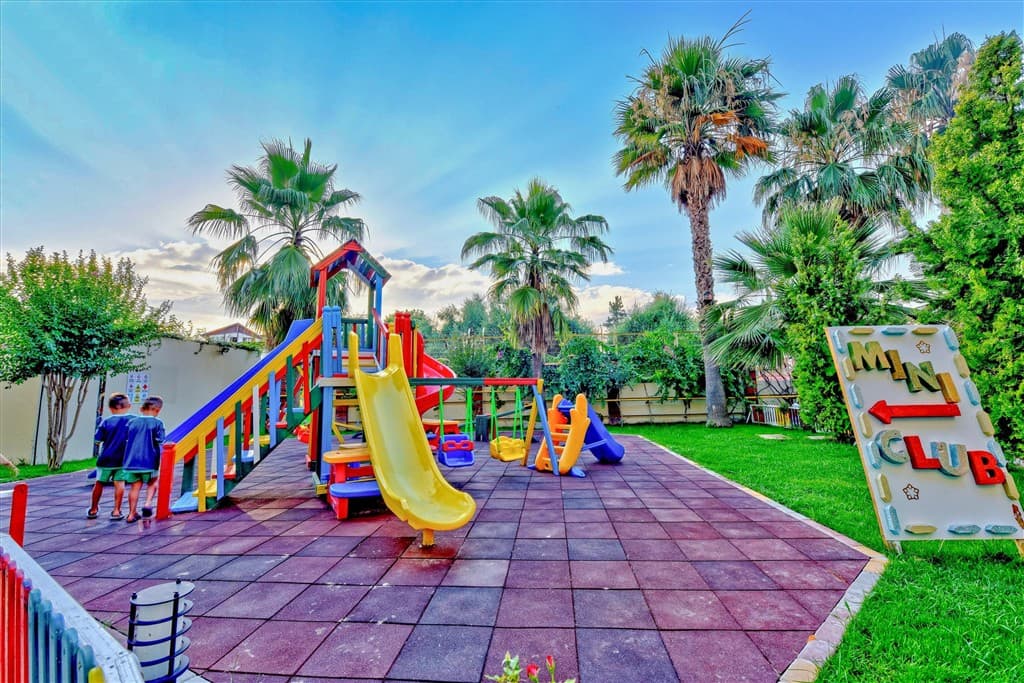 Side Star Park