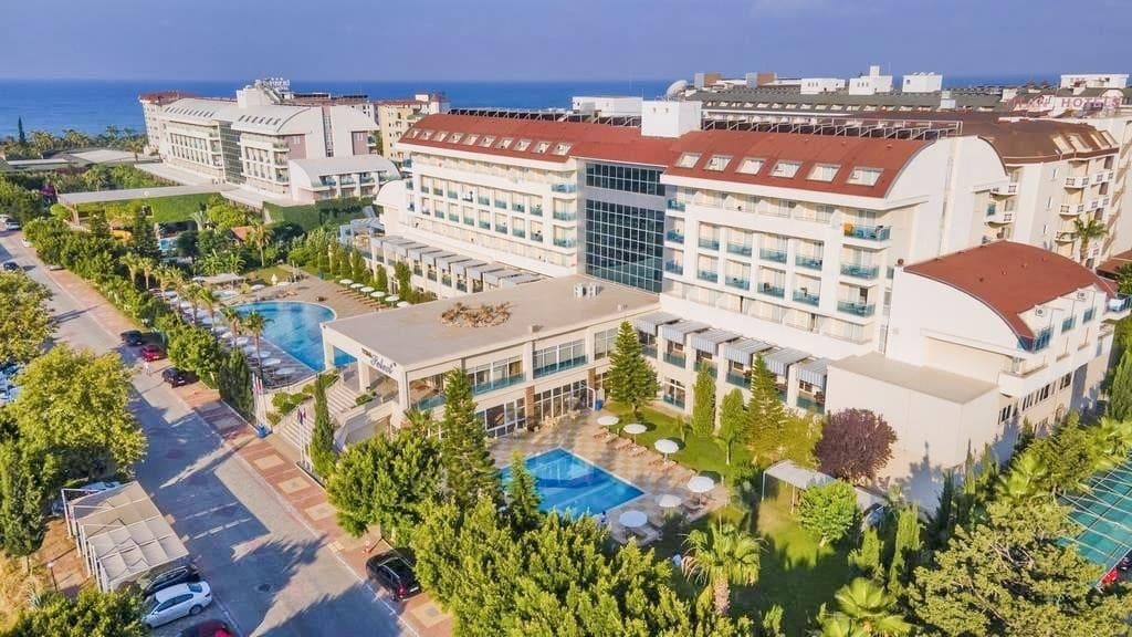 Solivia Hotel (Ex. Titan Select)