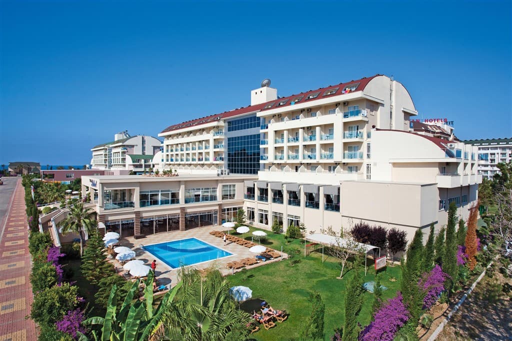 Solivia Hotel (Ex. Titan Select)