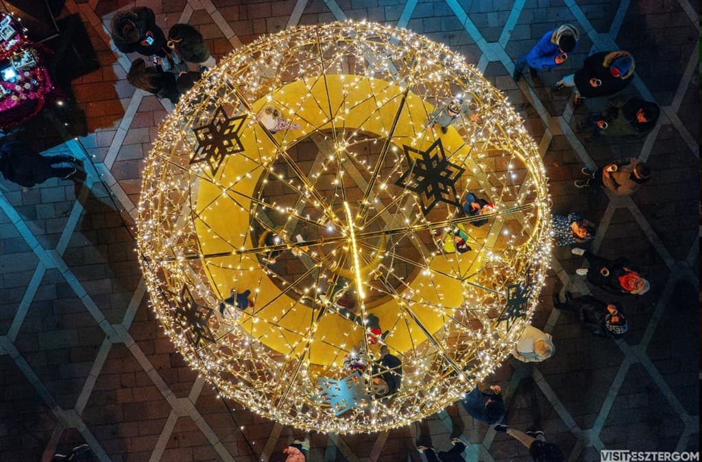 Advent v Ostrihome s korčuľovaním