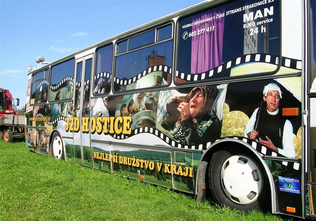 Slunce, seno a Chalupáři