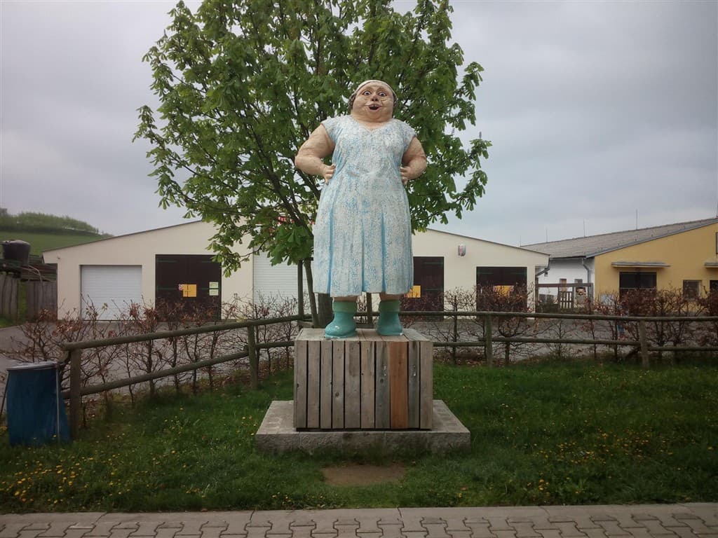 Slunce, seno a Chalupáři