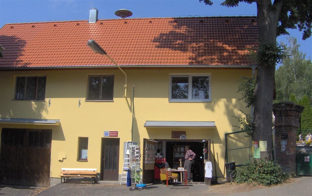 Slunce, seno a Chalupáři