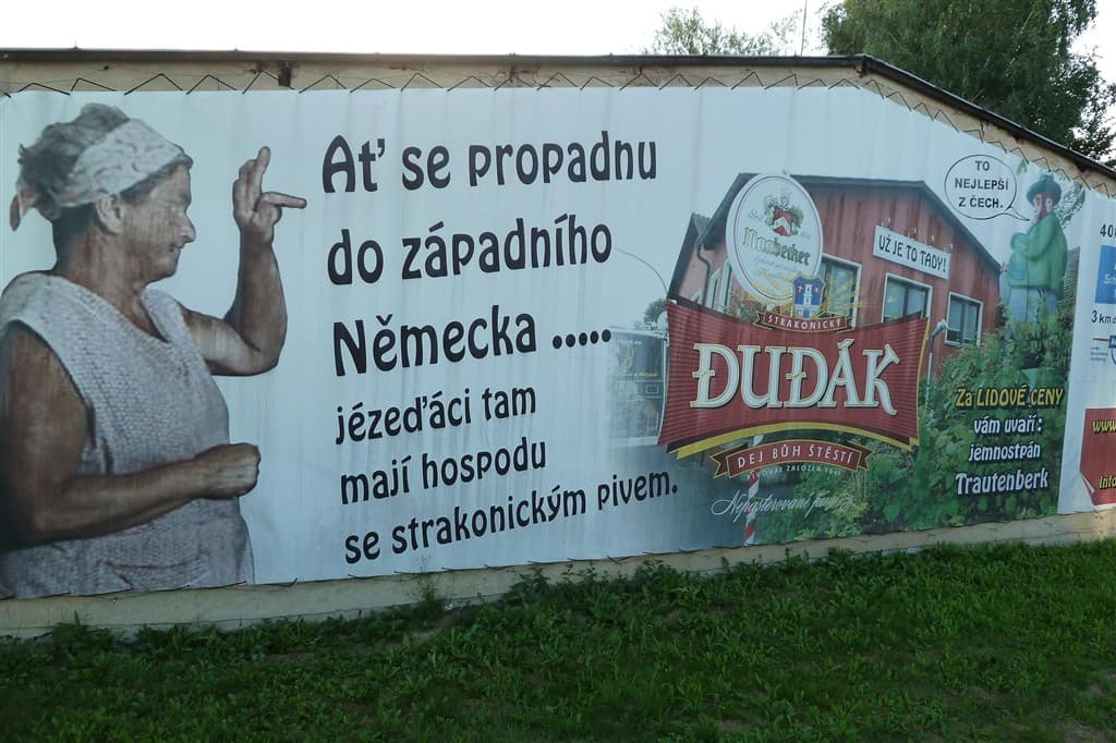 Slunce, seno a Chalupáři