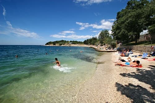 Celodenné kúpanie v Chorvátsku na Pagu