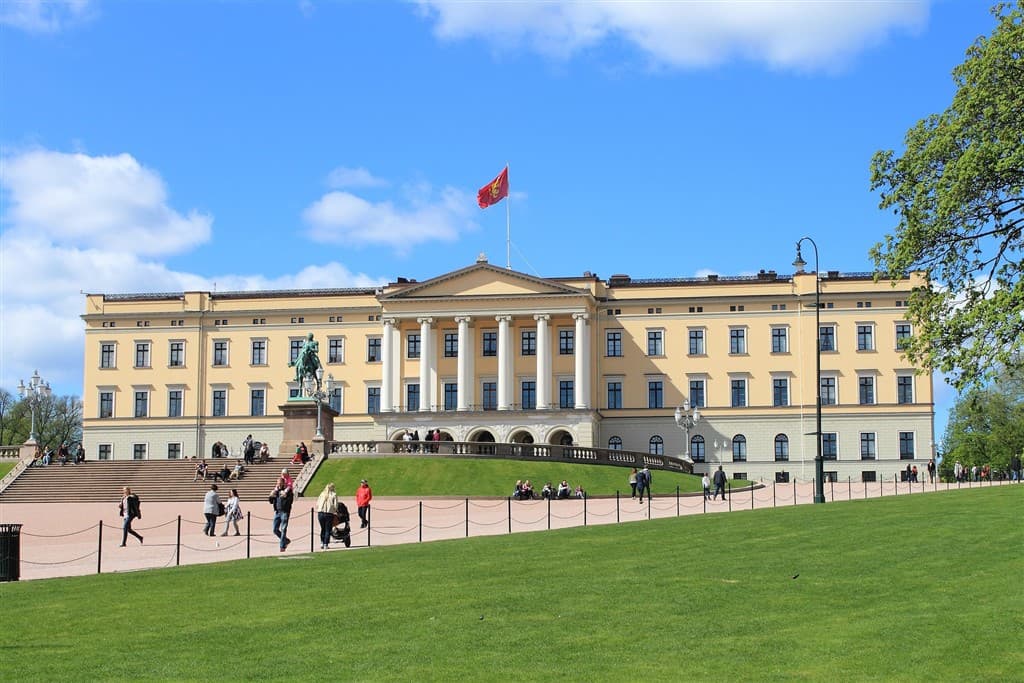 Oslo - hlavné mesto Nórska letecky
