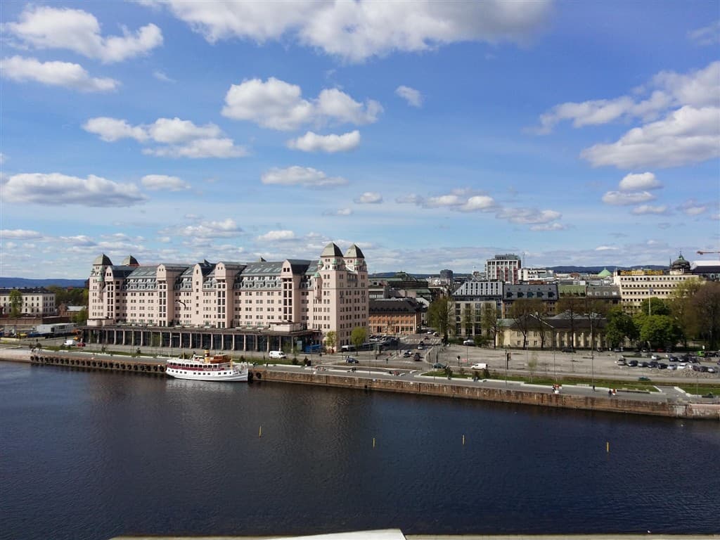 Oslo - hlavné mesto Nórska letecky