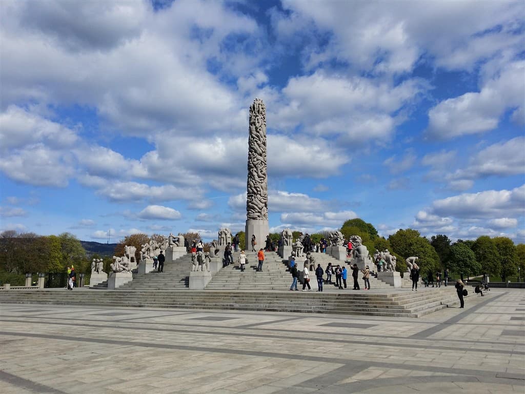Oslo - hlavné mesto Nórska letecky