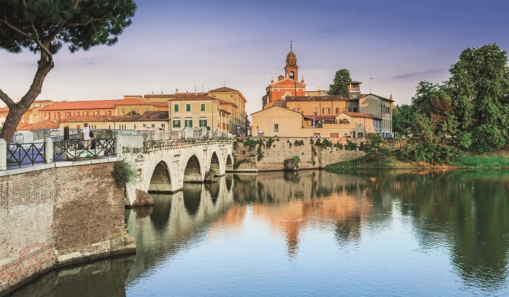 Leto pri mori v Rimini