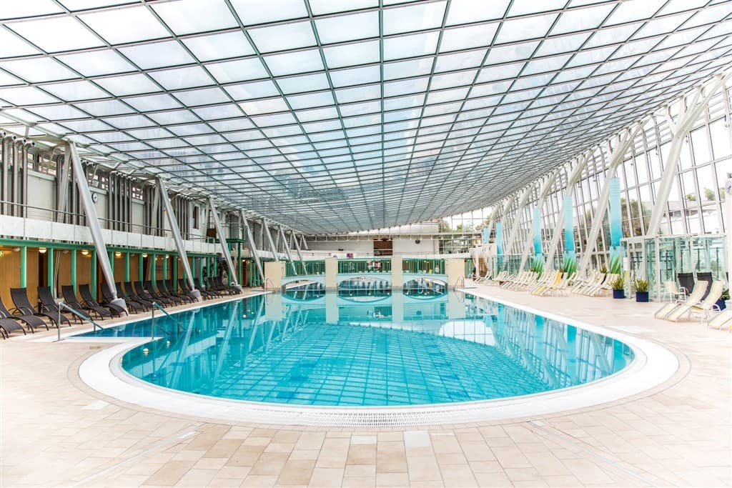 Výpredaje v Shopping City a rímske kúpele v Baden bei Wien