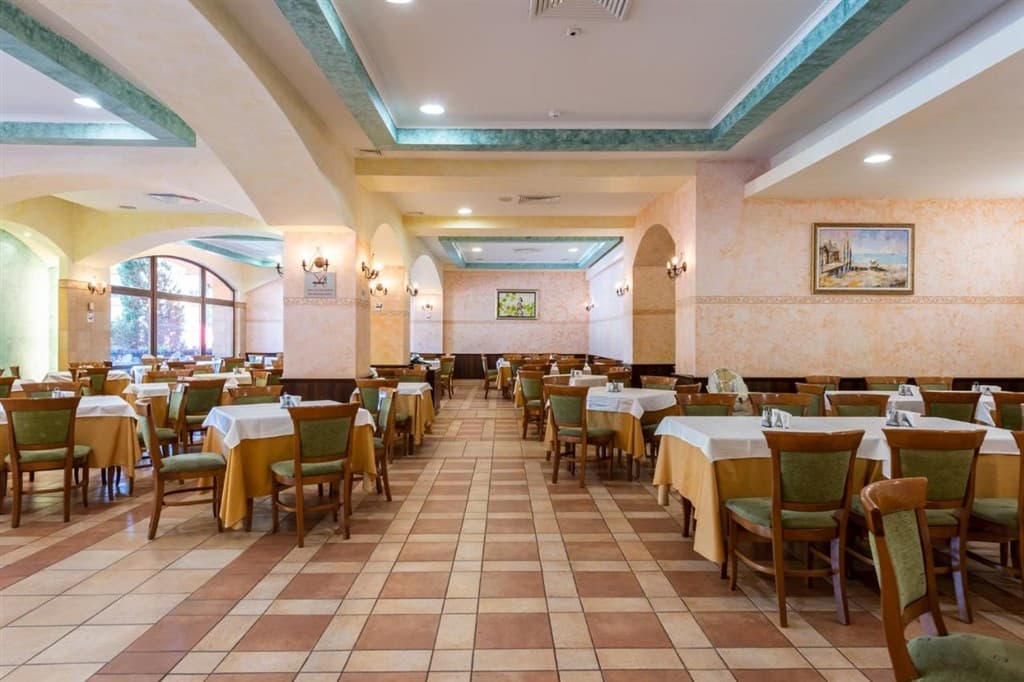 Hrizantema All-Inclusive s letenkou