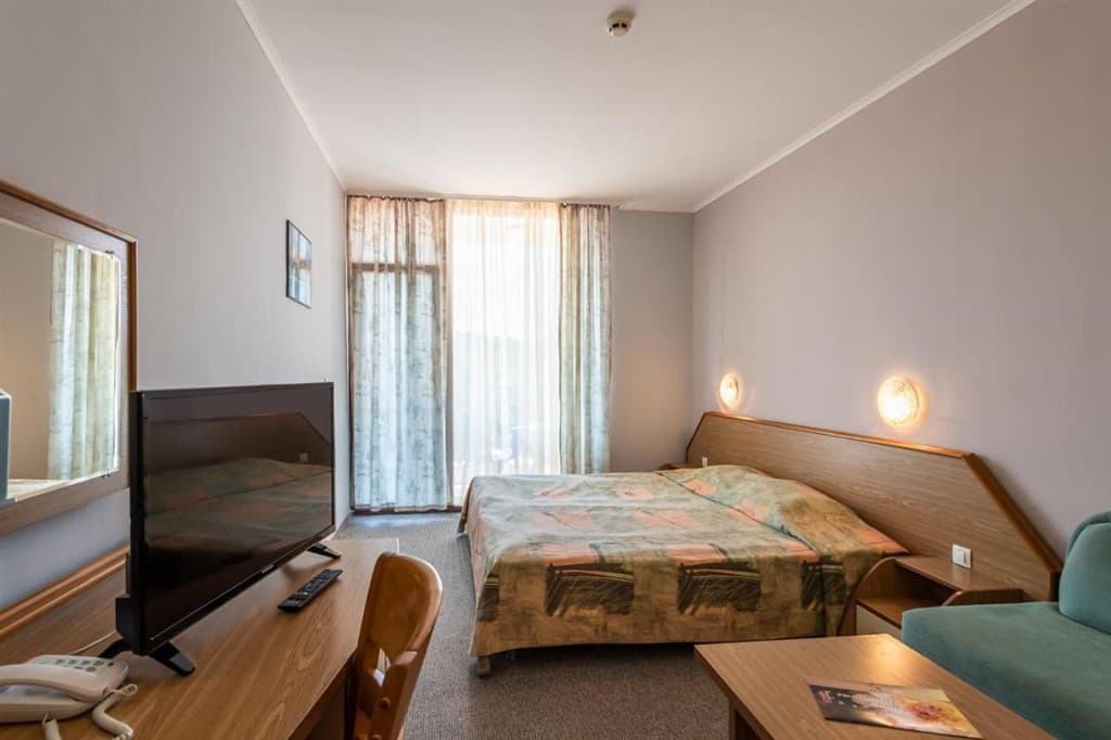 Hrizantema All-Inclusive s letenkou