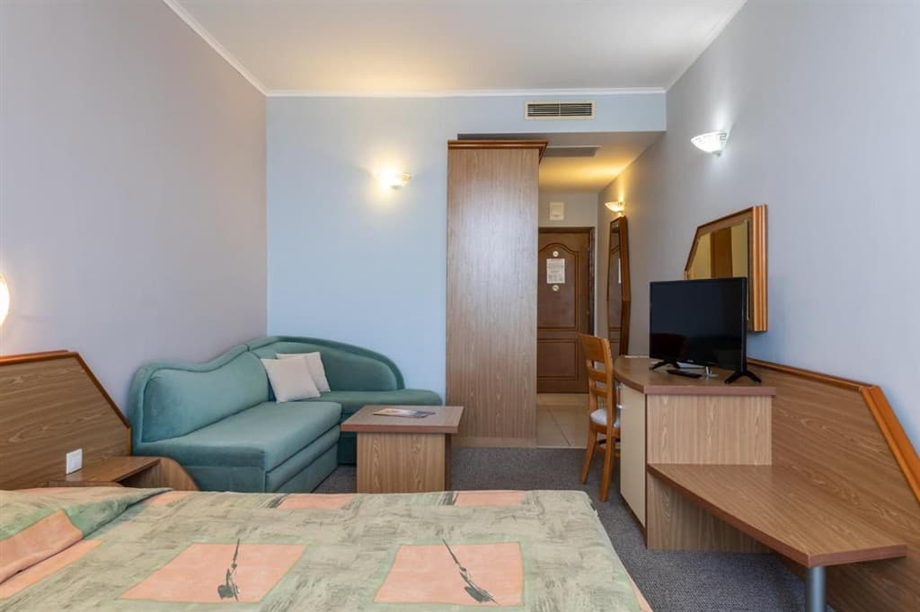 Hrizantema All-Inclusive s letenkou