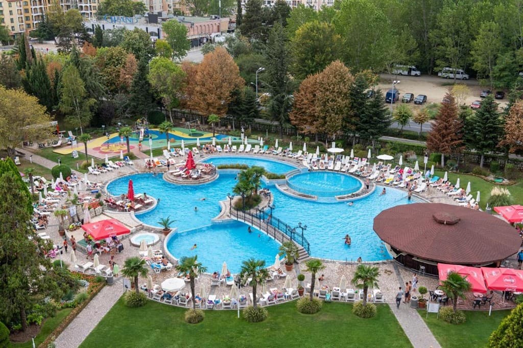 Hrizantema All-Inclusive s letenkou