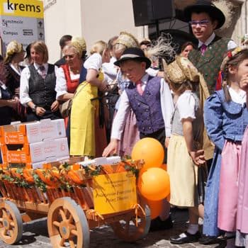 Slávnosť marhúľ a kláštor Klosterneuburg