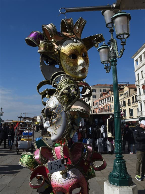 Slávny benátsky karneval počas 3-dňového zájazdu