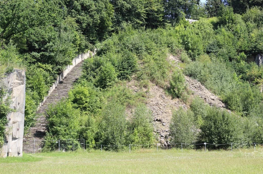 Rakúsky Linz a ticho Mauthausenu