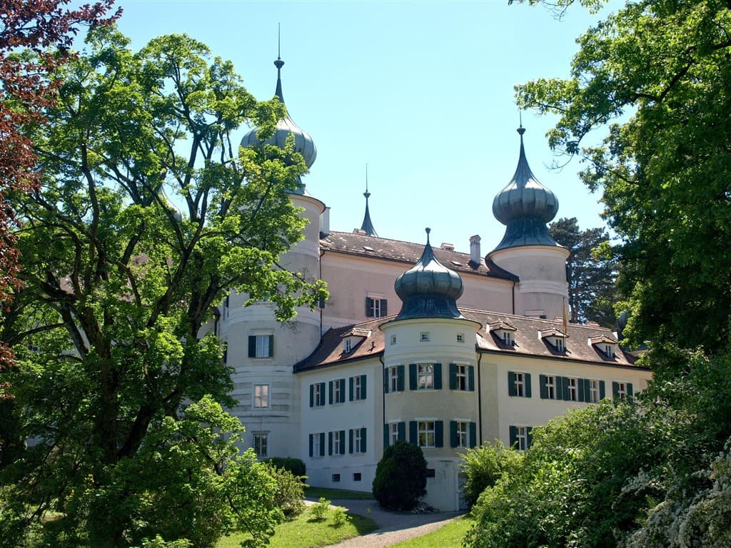 Jednodňový zájazd do Makovej dedinky a na zámok Artstetten