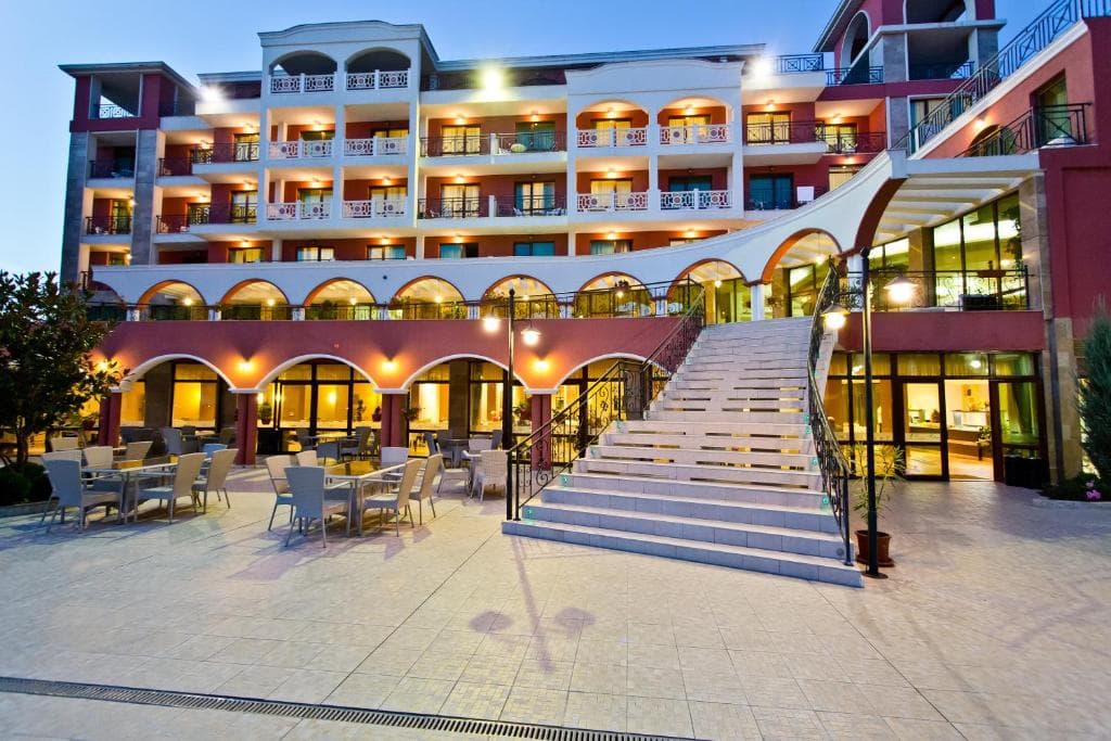 Saint George Palace