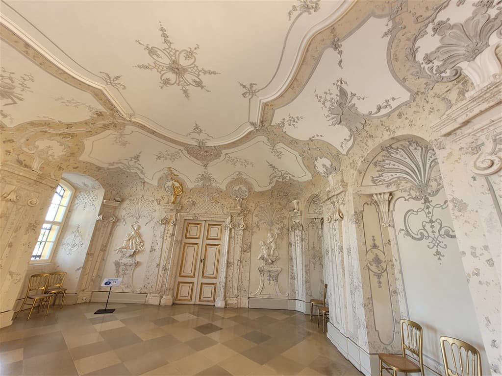 1-dňový zájazd na zámok Schloss Hof a jazero Neusiedlersee