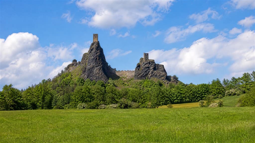 Český raj: Prachovské skály a hrad Trosky