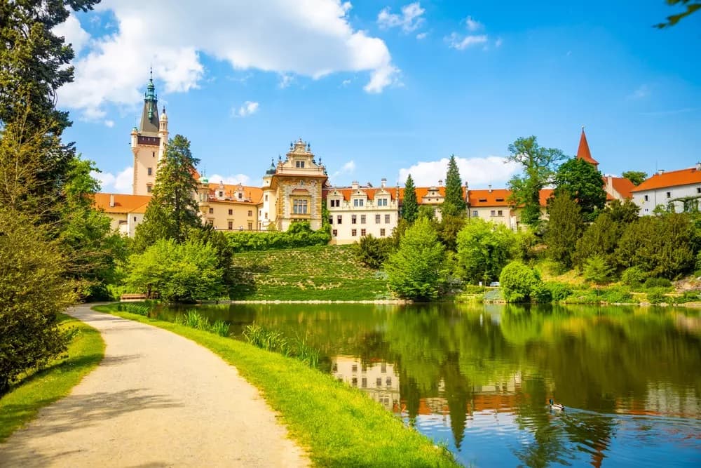 1-dňový zájazd na Konopište a zámok Průhonice