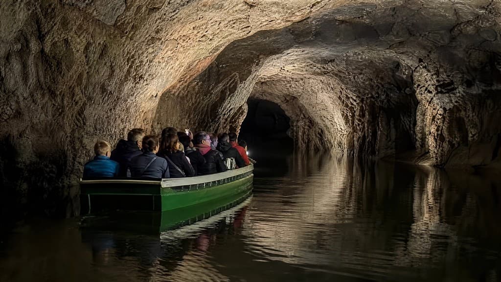 1-dňový zájazd do Moravského krasu a k priepasti Macocha