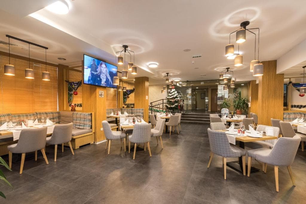 St. George Ski & Holiday
