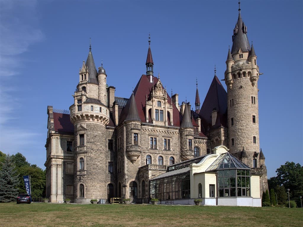 Rozprávkový zámok Moszna a Opole