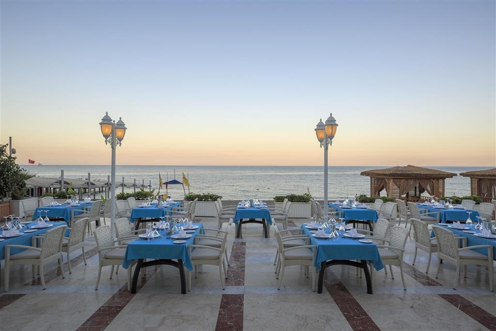 Dobedan World Palace Kemer