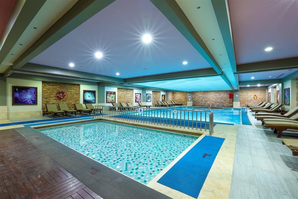 Crystal Palace Luxury