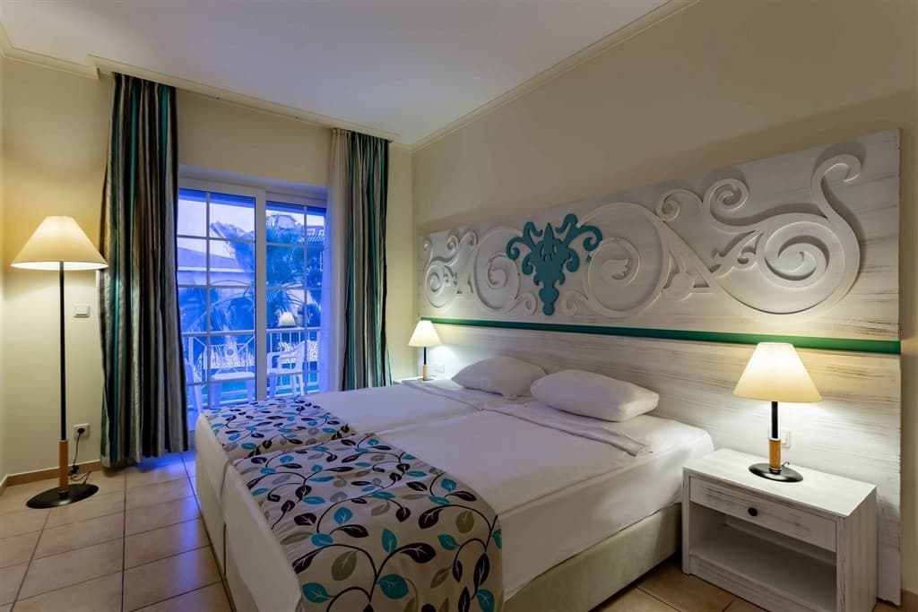 Asteria Family Resort Side