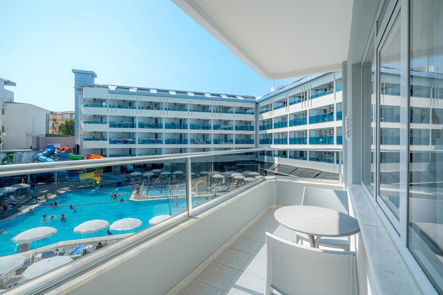 Avena Resort