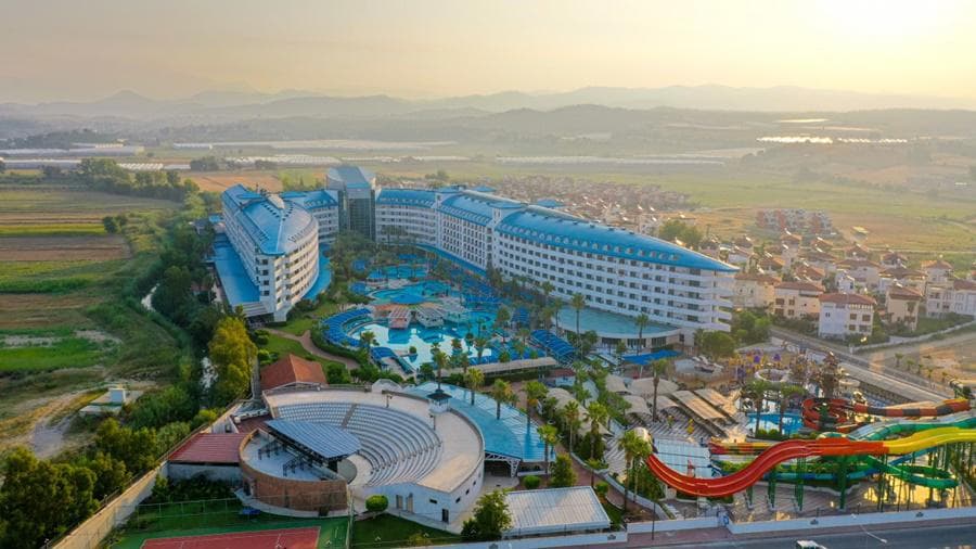 Crystal Admiral Resort