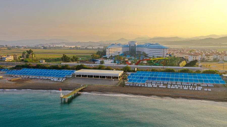 Crystal Admiral Resort