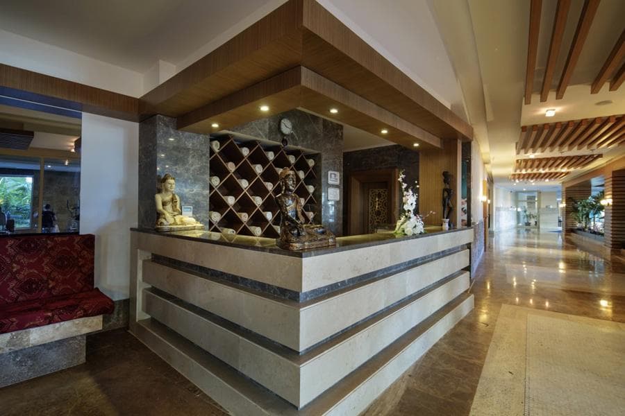 Crystal Admiral Resort