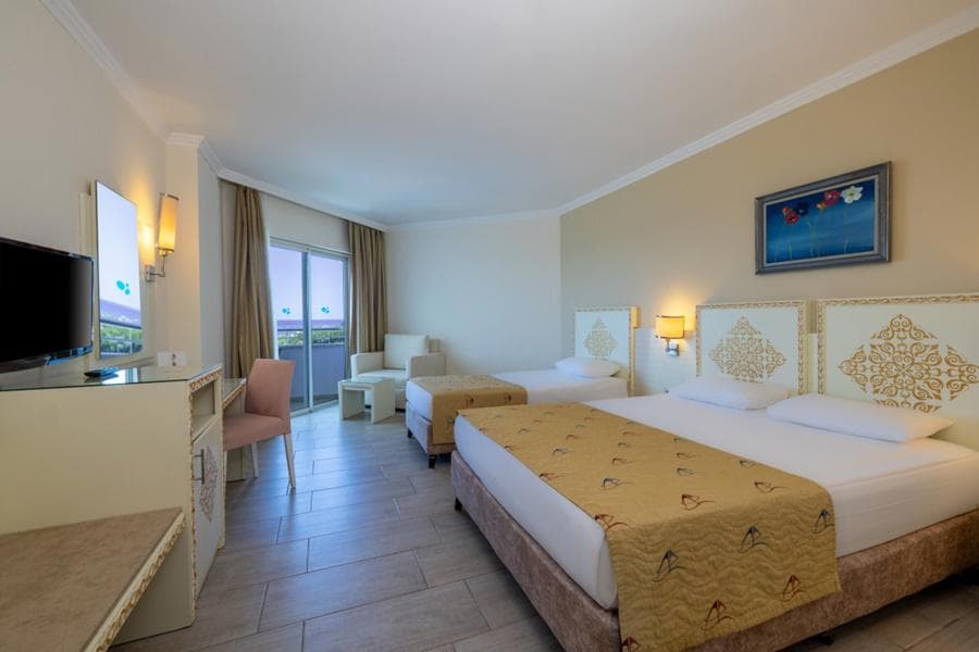 Crystal Admiral Resort